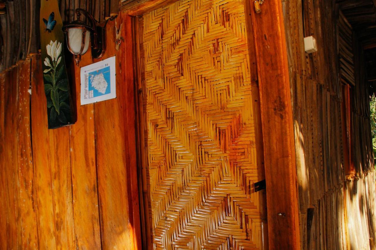 Nyuh Bengkok Tree House Hotel Batununggul Luaran gambar